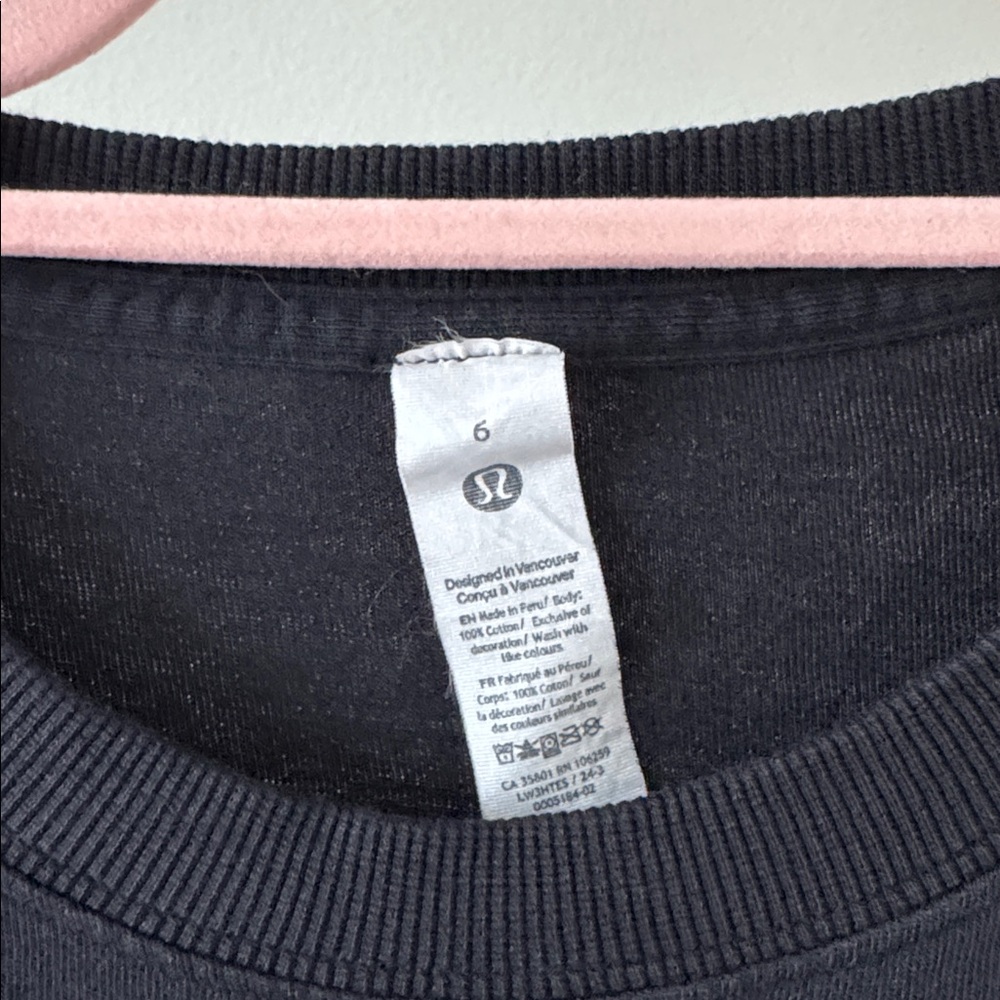 Lululemon Top - Picture 3 of 5